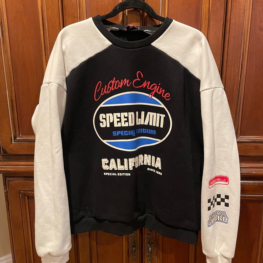 Edikted unisex crewneck sweatshirt